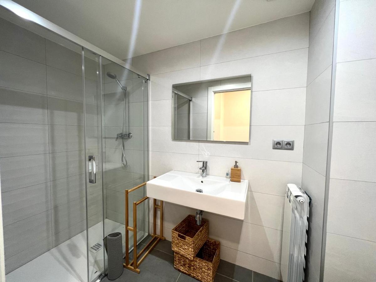 Espot Cowork & Apartments - L'Amfitriona 외부 사진