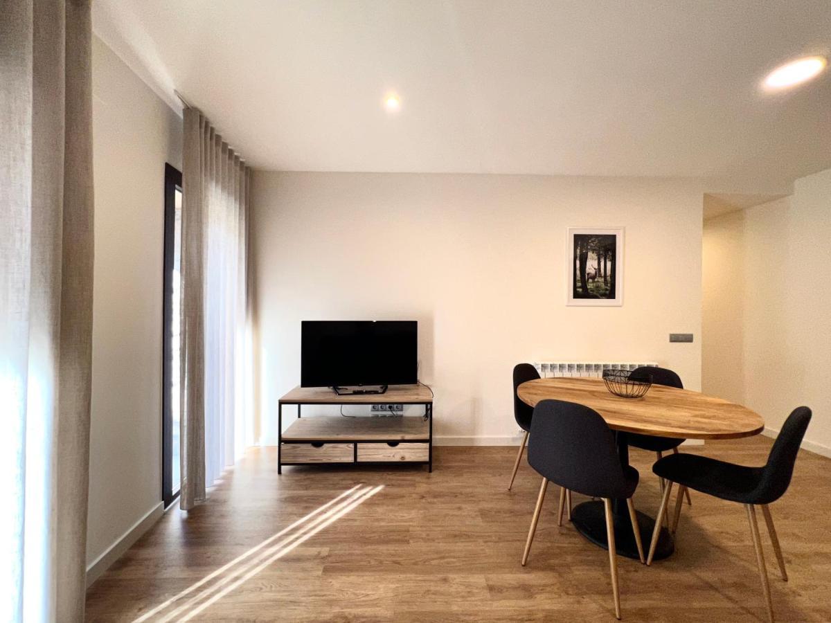 Espot Cowork & Apartments - L'Amfitriona 외부 사진