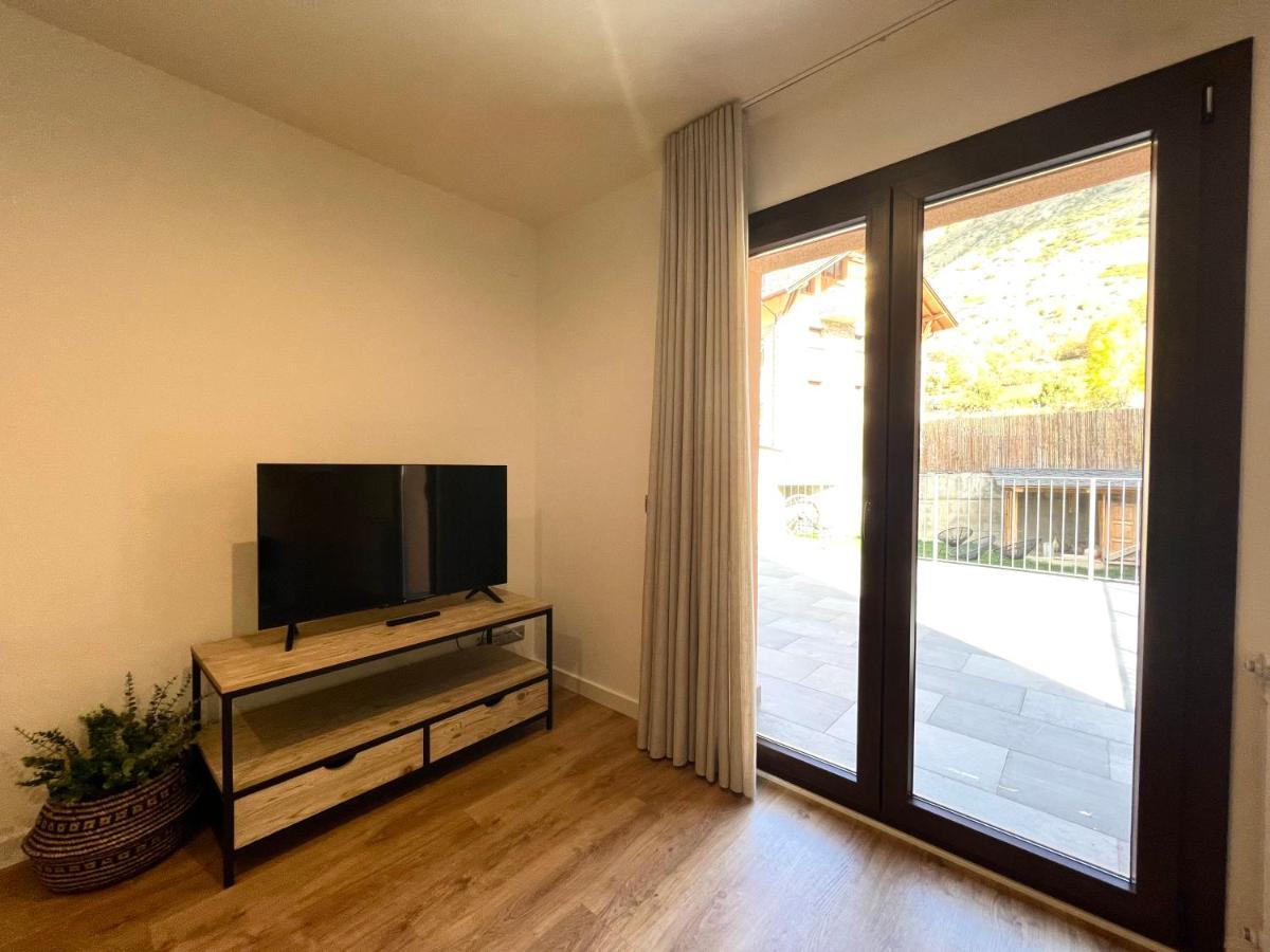 Espot Cowork & Apartments - L'Amfitriona 외부 사진