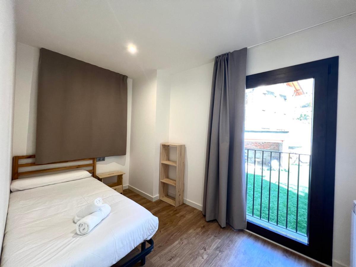 Espot Cowork & Apartments - L'Amfitriona 외부 사진