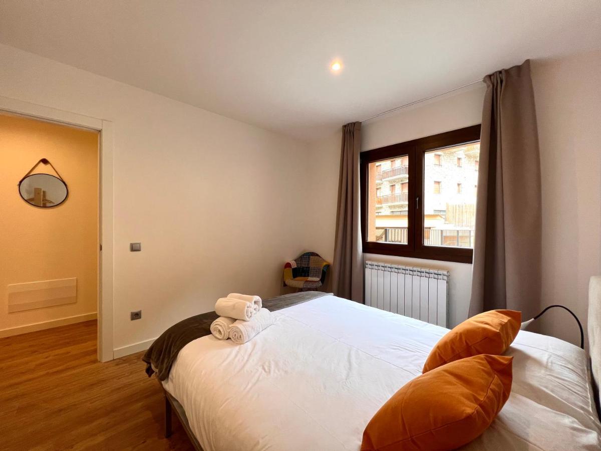 Espot Cowork & Apartments - L'Amfitriona 외부 사진